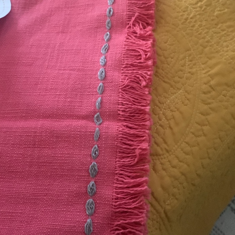 Cheryl Hibiscus Runner✨NWT